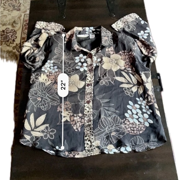 Keneth Too! Sheer Floral Petites Top - Picture 8 of 8